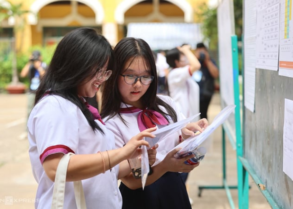 Lùi lịch công bố điểm chuẩn đại học 2025, thí sinh tránh bẫy 'trúng tuyển ảo'