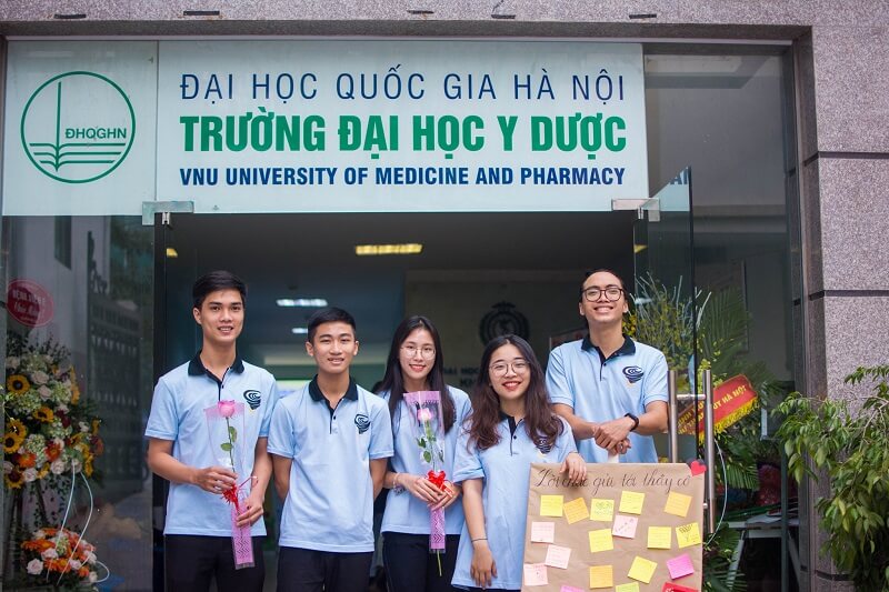 Trường Đại học Y Dược - ĐH Quốc gia Hà Nội đào tạo bác sĩ nội trú khóa đầu tiên