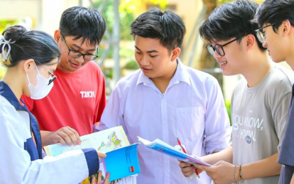 Khâu chấm thi tốt nghiệp THPT 2025 có ảnh hưởng tới bối cảnh sáp nhập tỉnh hiện nay hay không?