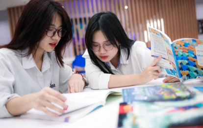 Điểm chuẩn đại học 2025: Ngành “hot” giữ mức cao, hứa hẹn việc làm hấp dẫn