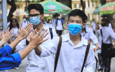 Tuyển sinh đại học 2025: Cần thống nhất quy đổi chứng chỉ ngoại ngữ để đảm bảo công bằng
