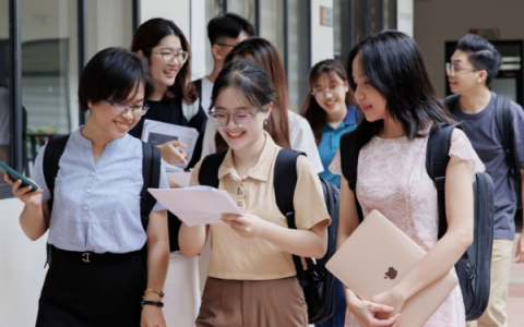 Tuyển sinh đại học 2025: Đa dạng tổ hợp xét tuyển – mở rộng cơ hội cho thí sinh