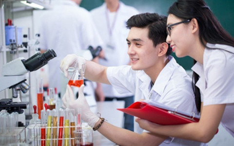 Thông tin mới nhất về học phí các trường đào tạo Y Dược năm 2025