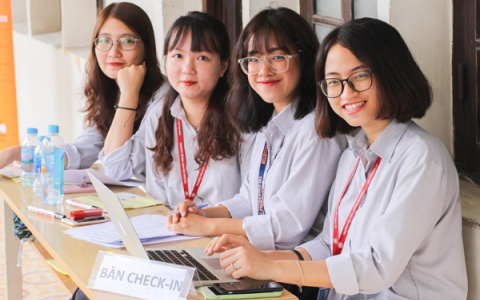 Tuyển sinh đại học 2025: Không đỗ ngành yêu thích dù đủ điểm sàn, thí sinh nên làm gì?