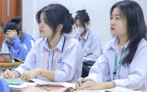 Gỡ điểm sàn 8 Toán với ngành vi mạch bán dẫn: Tạo thêm cơ hội cho thí sinh