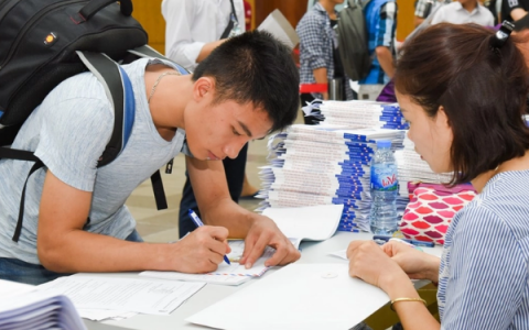 Xét tuyển bổ sung 2025: Hàng loạt trường đại học mở rộng chỉ tiêu