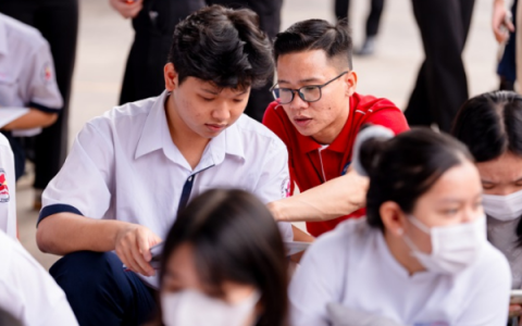 Thí sinh cần làm gì để nộp lệ phí xét tuyển trực tuyến đúng hạn?
