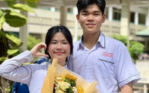 Chạm mốc 9,5 điểm/môn vẫn trượt: Cái giá của 'cơn mưa điểm 10' năm 2024
